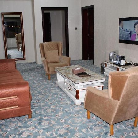 Al Salam Grand Hotel Al Buraimi Buitenkant foto