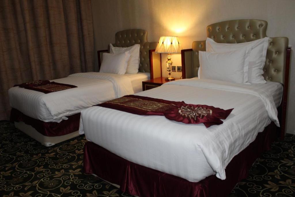 Al Salam Grand Hotel Al Buraimi Buitenkant foto