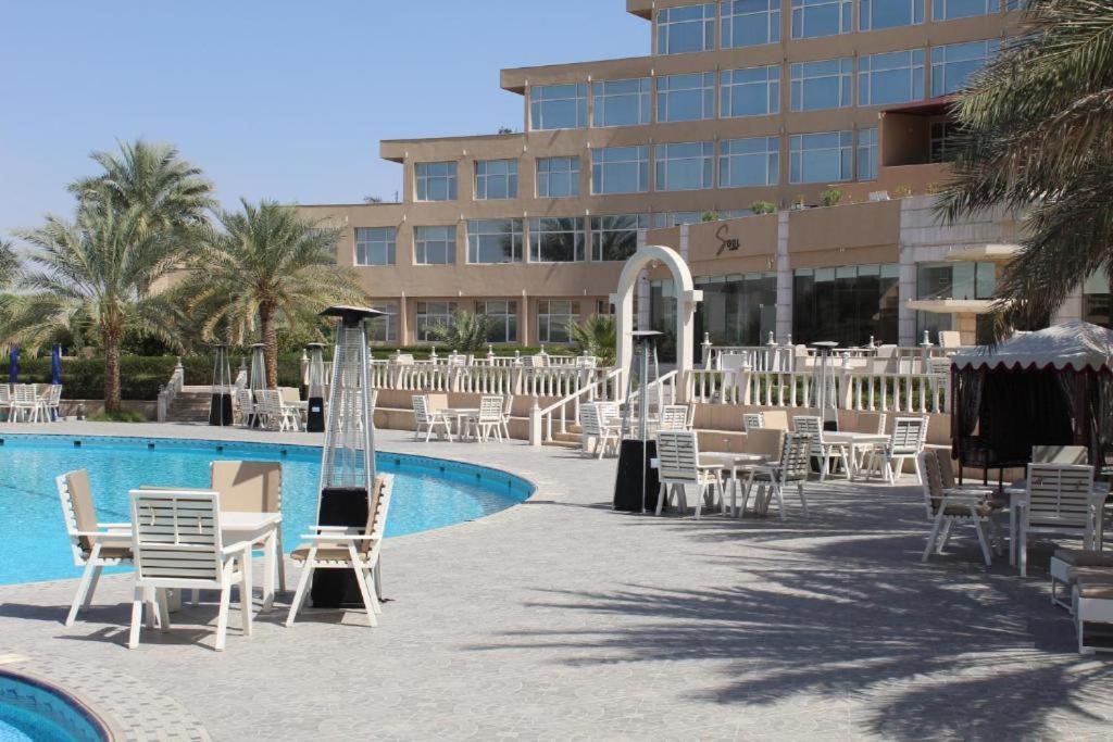 Al Salam Grand Hotel Al Buraimi Buitenkant foto