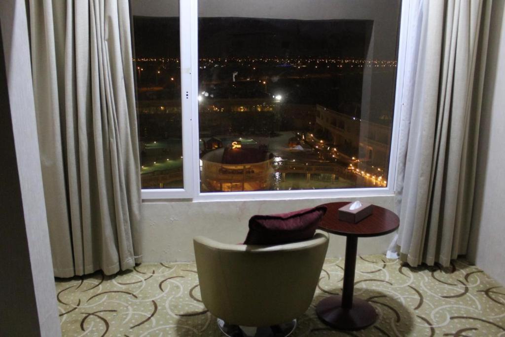Al Salam Grand Hotel Al Buraimi Buitenkant foto