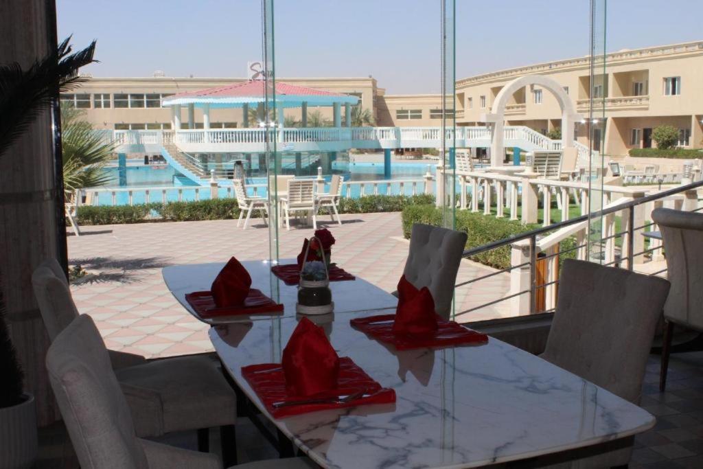 Al Salam Grand Hotel Al Buraimi Buitenkant foto